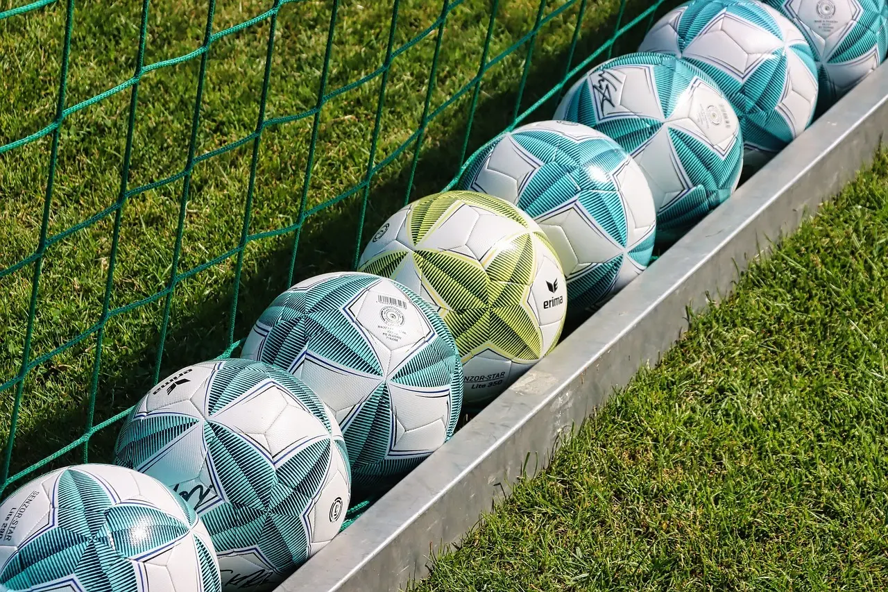 7 sikkerhedstips til strøm og belysning, når du indretter en Juventus-fankrog